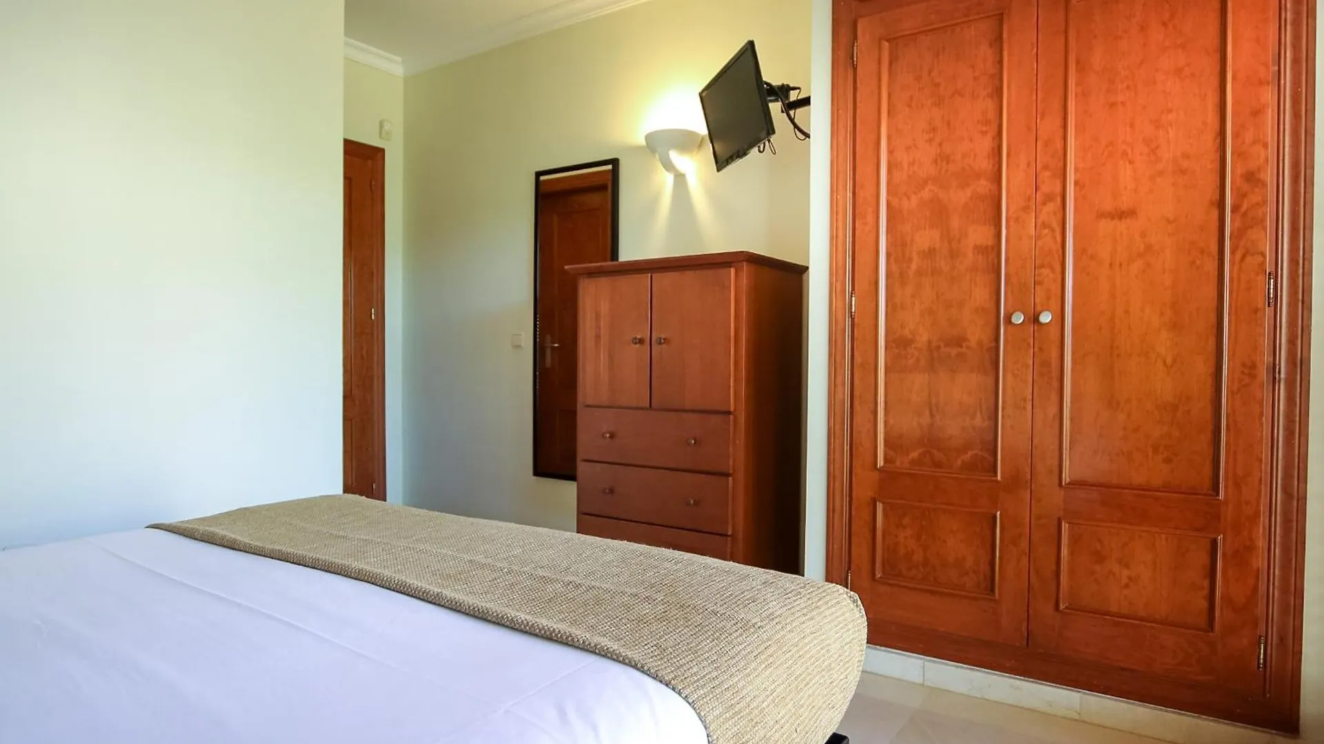 Aparthotel Wyndham Grand Residences Costa del Sol El Faro